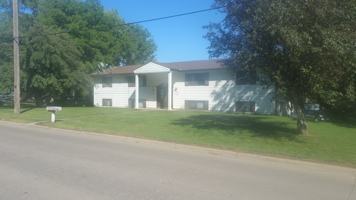 featured image of 3200 Rebecca St