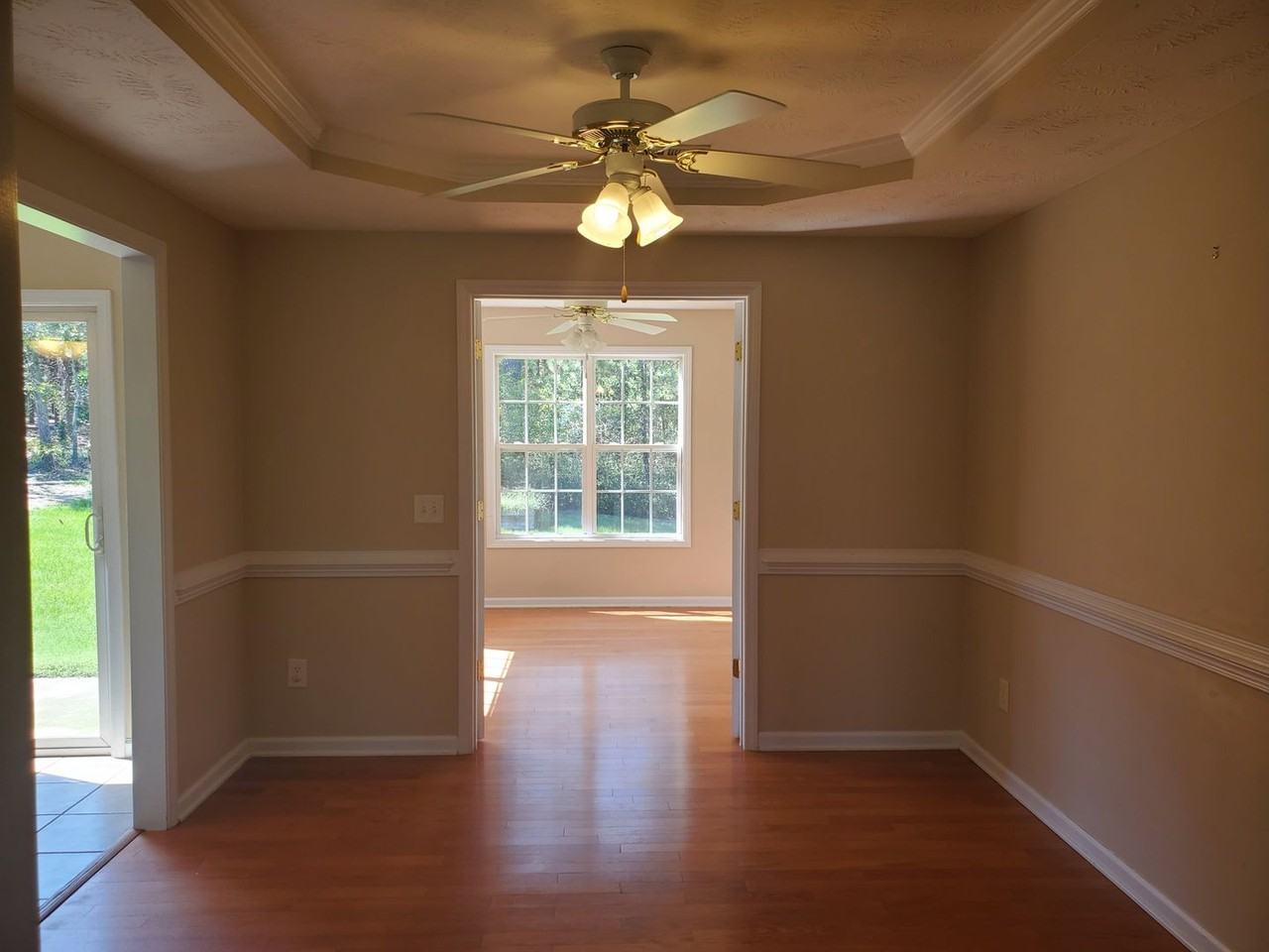 815 Yorkshire Dr - Photo 3 of 17