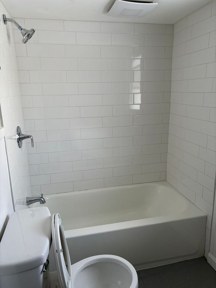 1270 Roland Rd - Photo 6 of 13