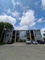 featured image of 422 W 5th St