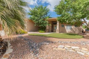 2428 Saguaro Loop - Photo 1 of 1