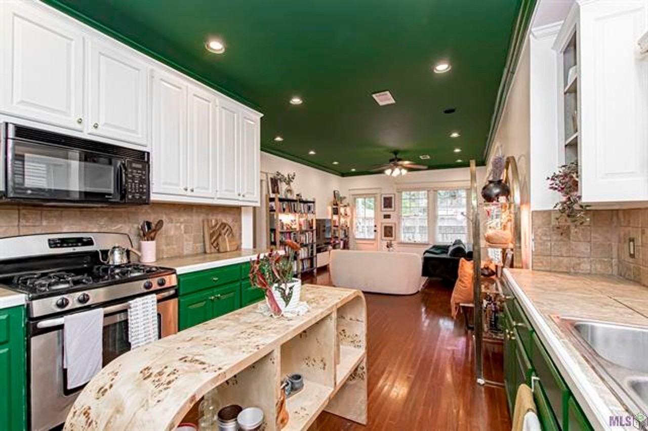 5353 Capital Heights Ave - Photo 6 of 32