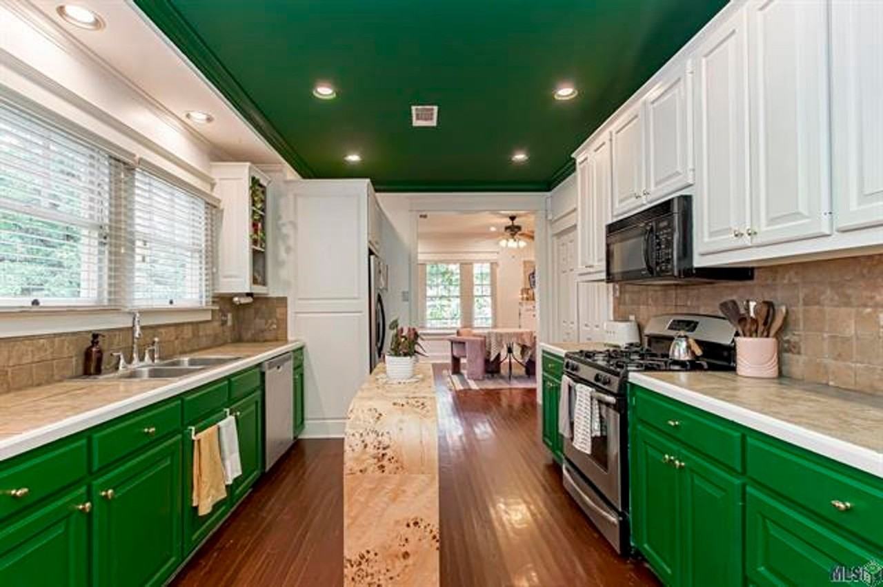 5353 Capital Heights Ave - Photo 7 of 32