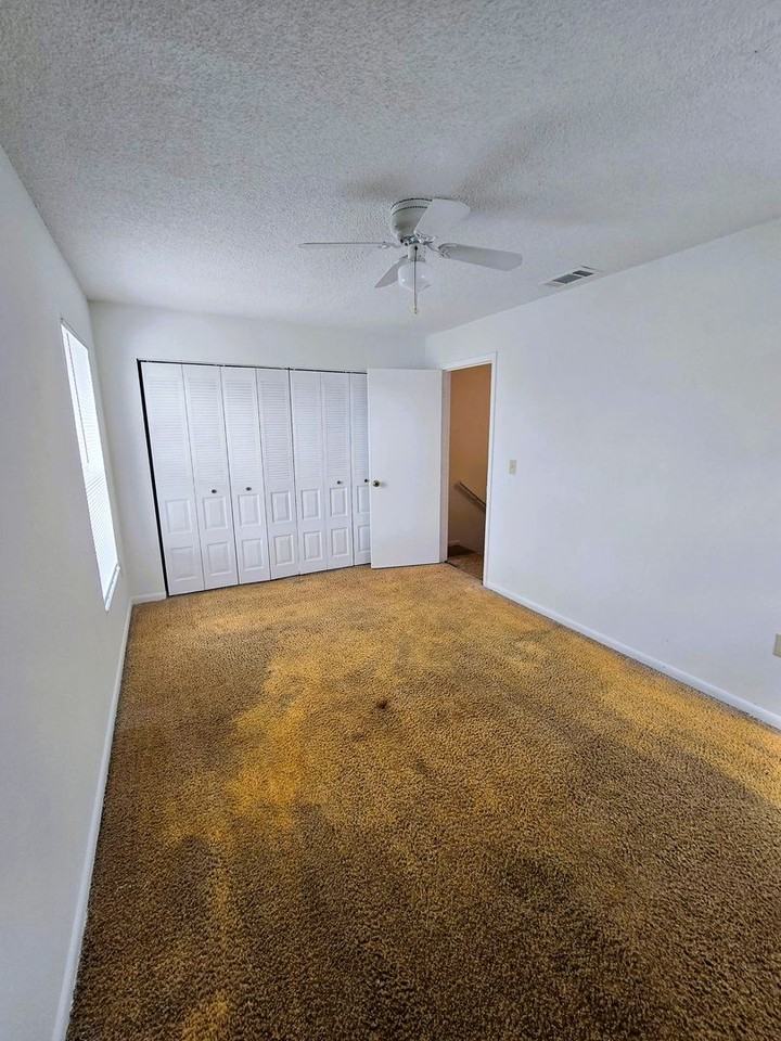 702 Lucaya Dr - Photo 7 of 19