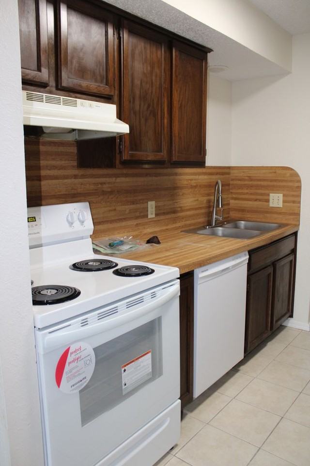 118 Kathleen Dr - Photo 5 of 14