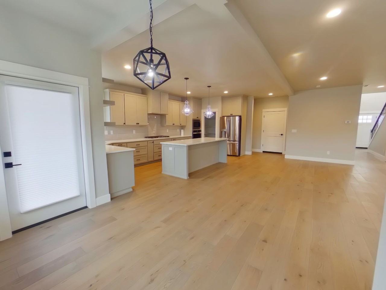 1565 Alsea Dr - Photo 2 of 19