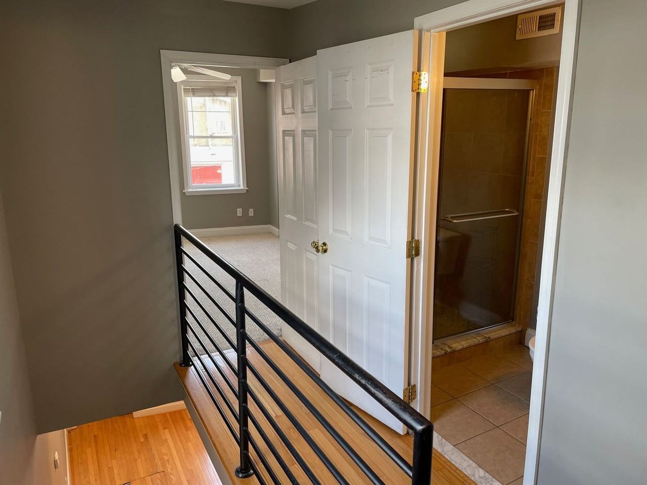 1612 Elkins Ln - Photo 5 of 12