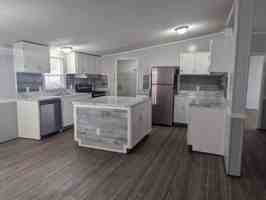 featured image of 1105 S Rogers St