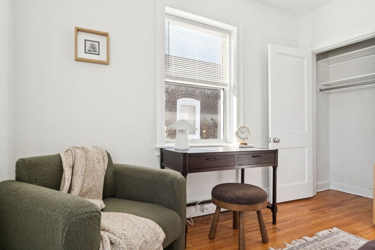 10 Montgomery - Photo 4 of 28