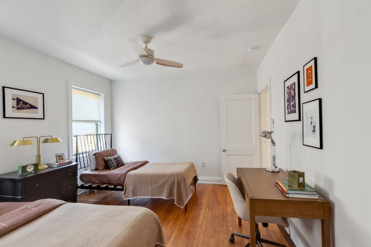 10 Montgomery - Photo 6 of 28