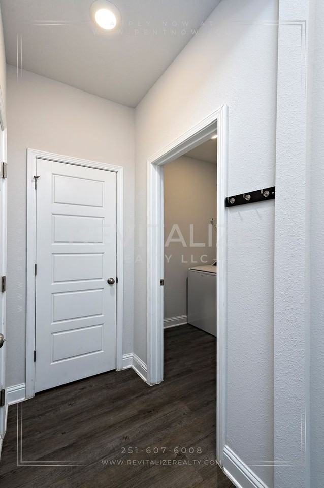 31484 Memphis Loop - Photo 5 of 50