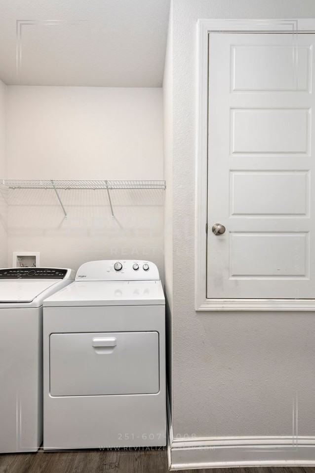 31484 Memphis Loop - Photo 7 of 50