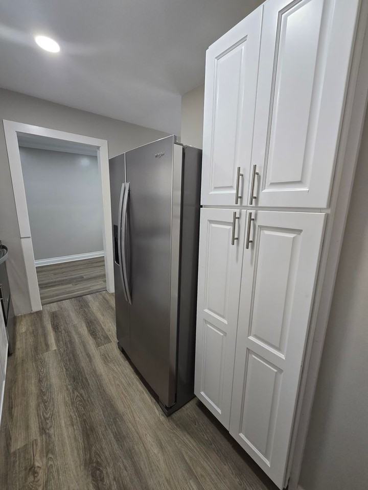 203 Stroud St - Photo 5 of 10