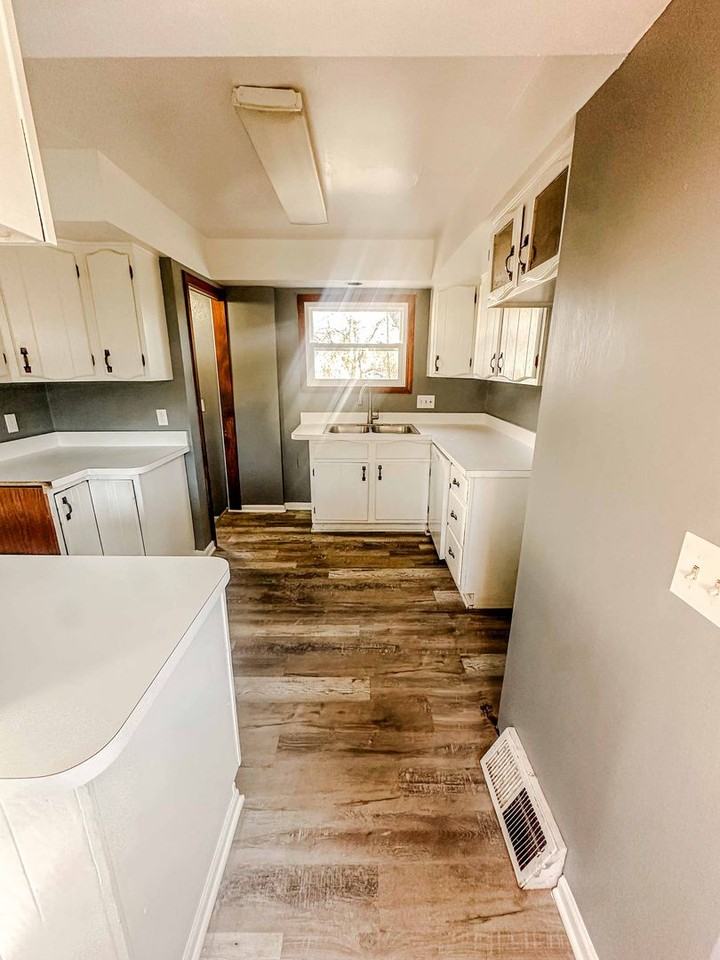 3181 Daleford Dr - Photo 5 of 18