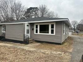 featured image of 304 W 14th St