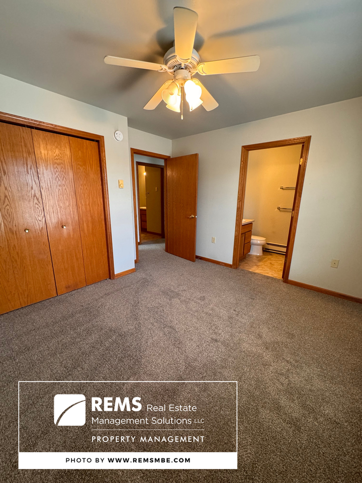 1125 17th Ct - Photo 5 of 12