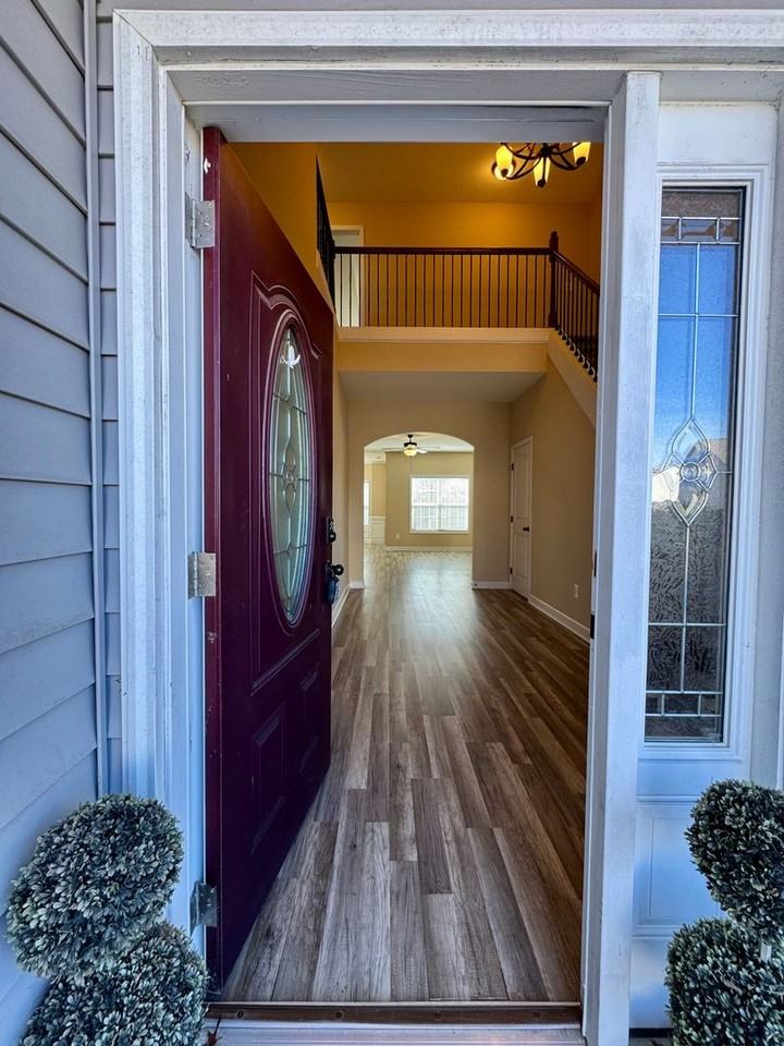 119 Wedgefield Dr - Photo 3 of 25