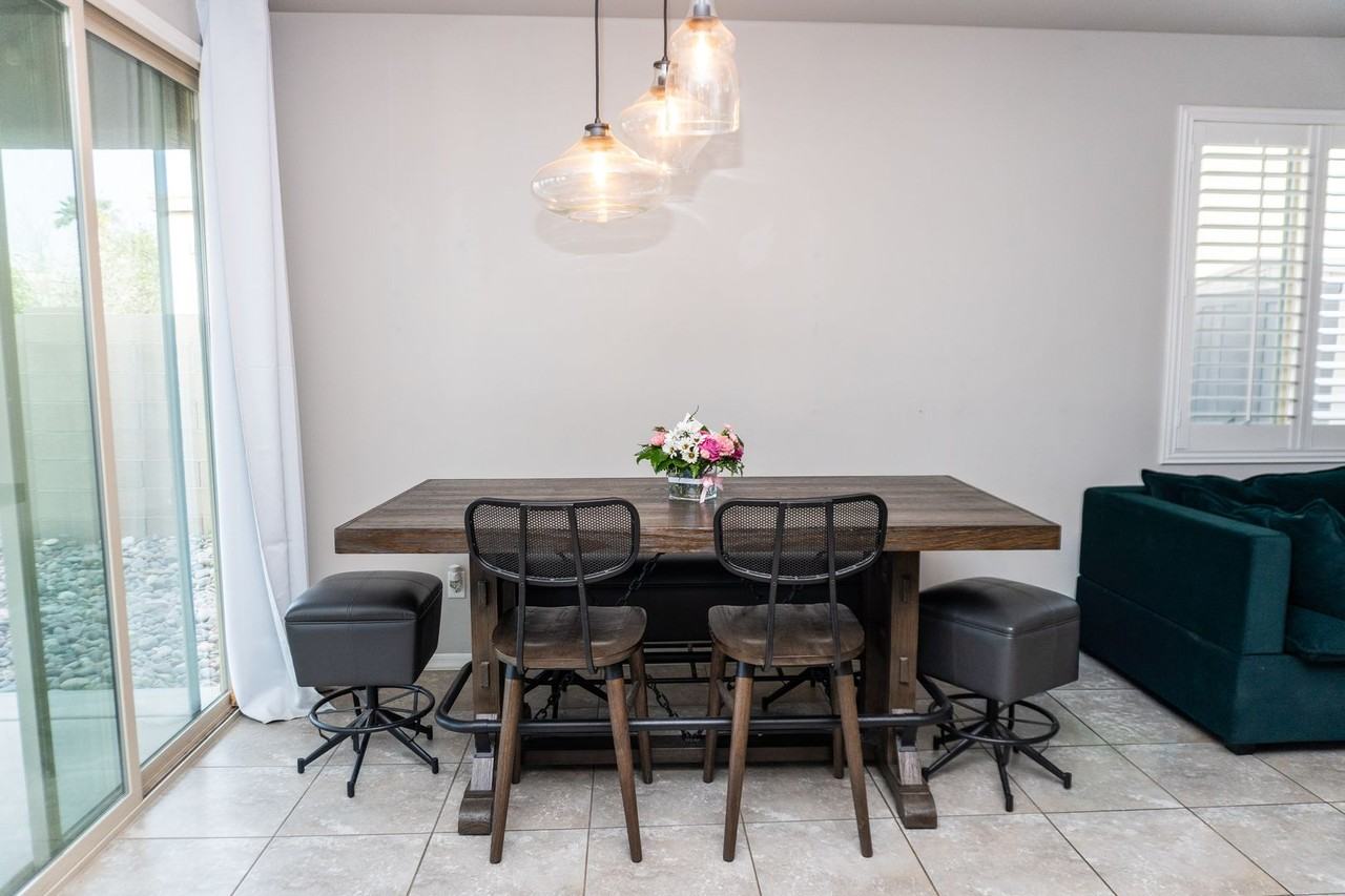 6722 E 35th St - Photo 3 of 14