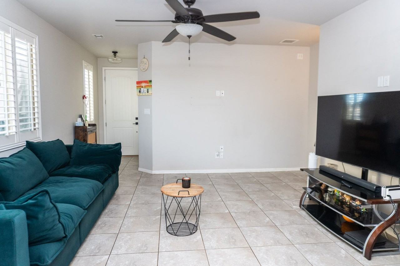 6722 E 35th St - Photo 6 of 14