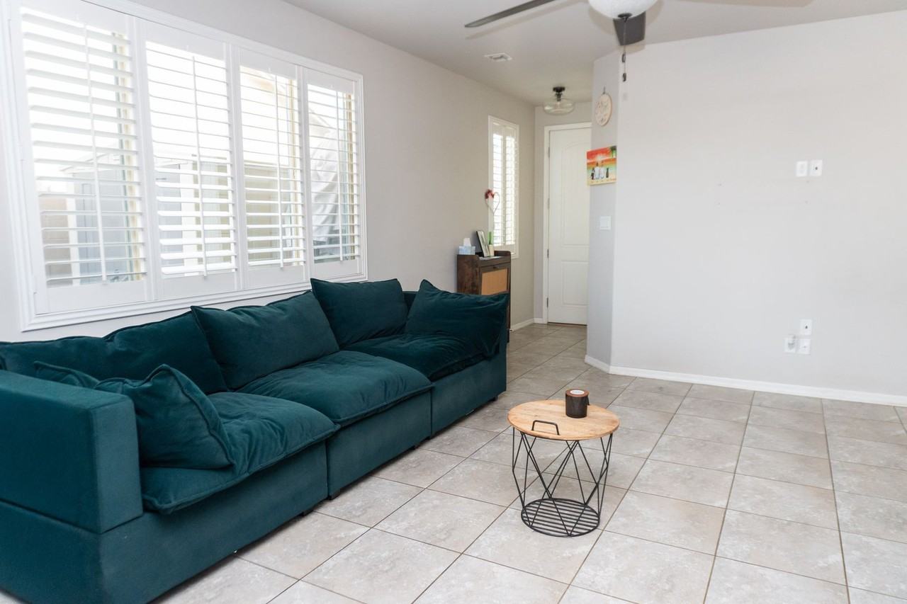 6722 E 35th St - Photo 7 of 14