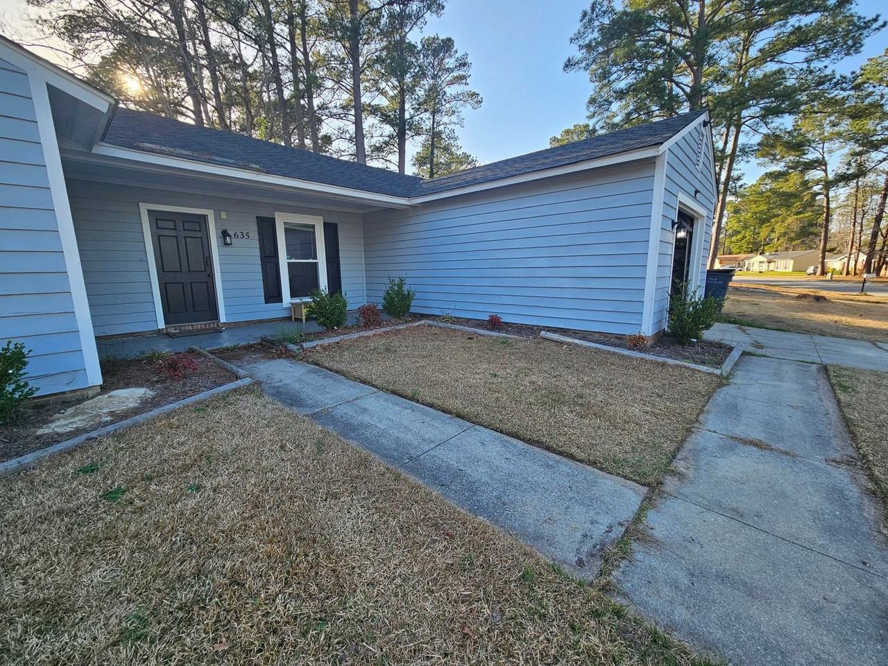 635 Shadowridge Rd - Photo 2 of 21