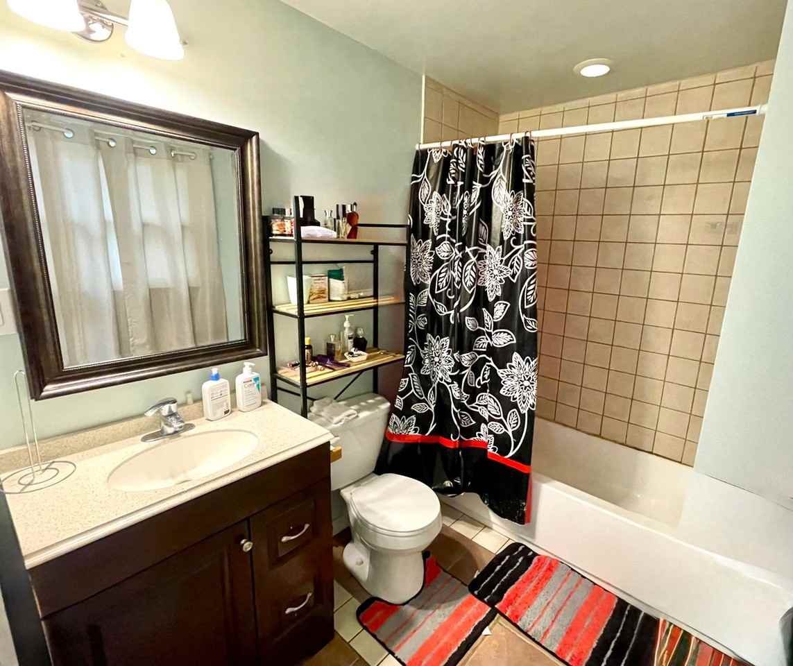 1341 Devonshire Ct - Photo 6 of 18