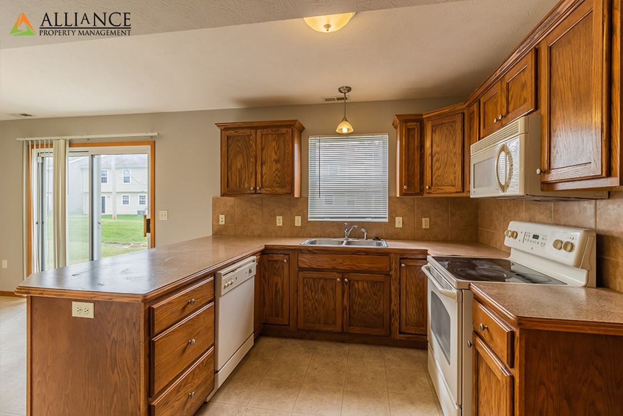 500 Brookmont Dr - Photo 6 of 19