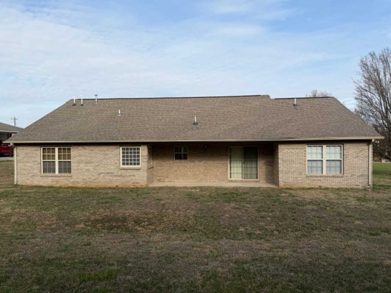 1949 Old Newport Hwy - Photo 2 of 21