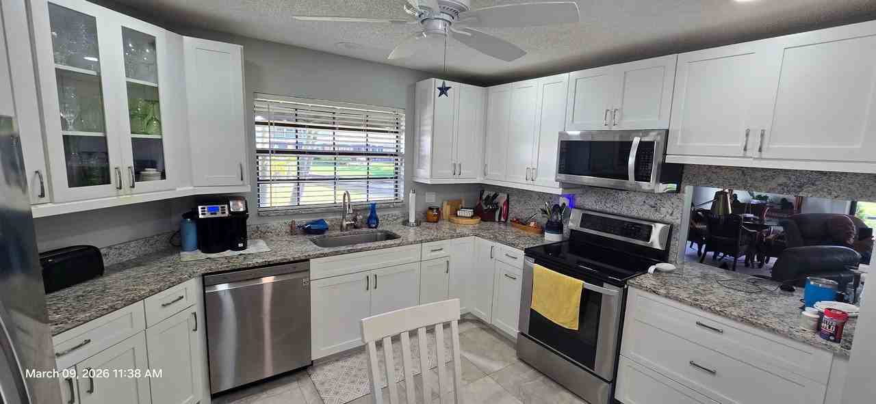 9595 Halyards Ct #11 - Photo 6 of 22