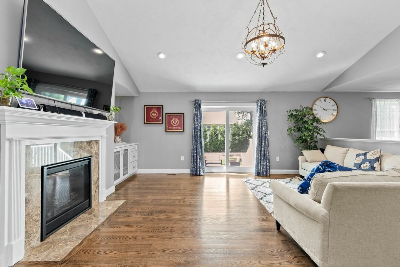 21 Pasture Brook Rd - Photo 7 of 19