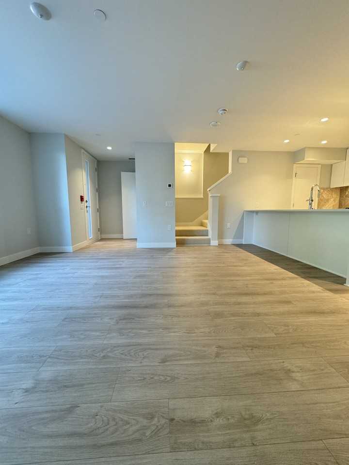 5380 Crooked Branch Rd - Photo 7 of 23