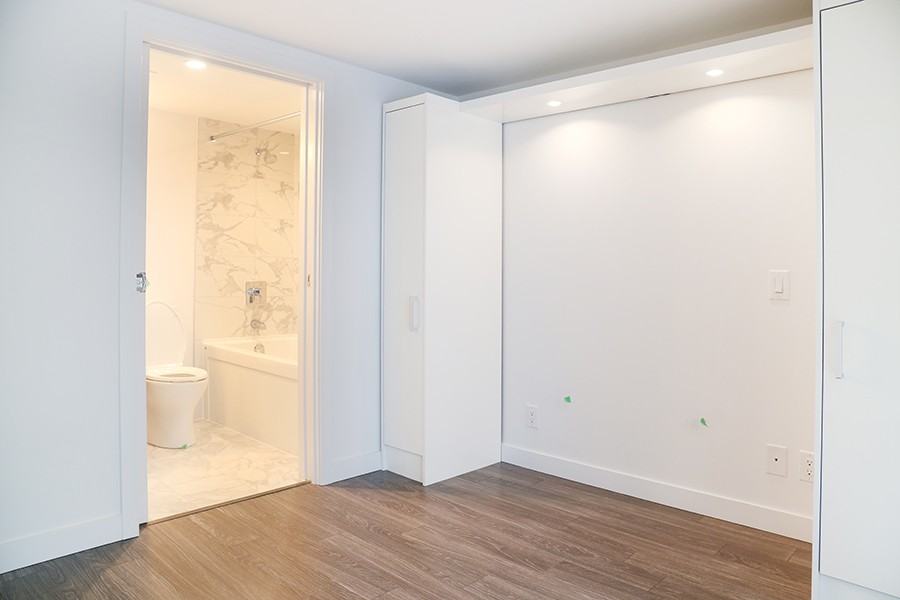 1283 Howe St - Photo 4 of 8