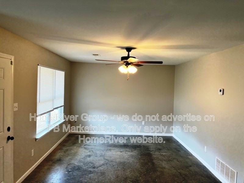 3804 Lake Park Cv - Photo 2 of 13