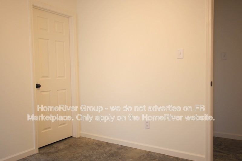 2975 Lake Park Rd - Photo 7 of 20