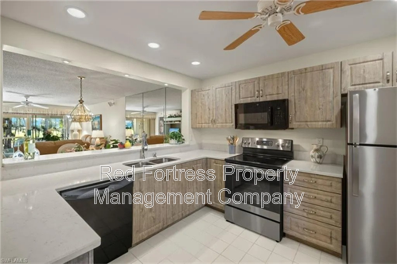 6700 Dennis Cir - Photo 5 of 13