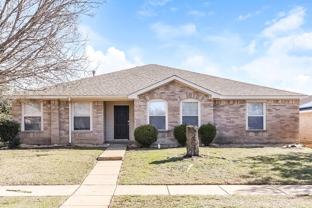 176 Palm Dr - Photo 1 of 1