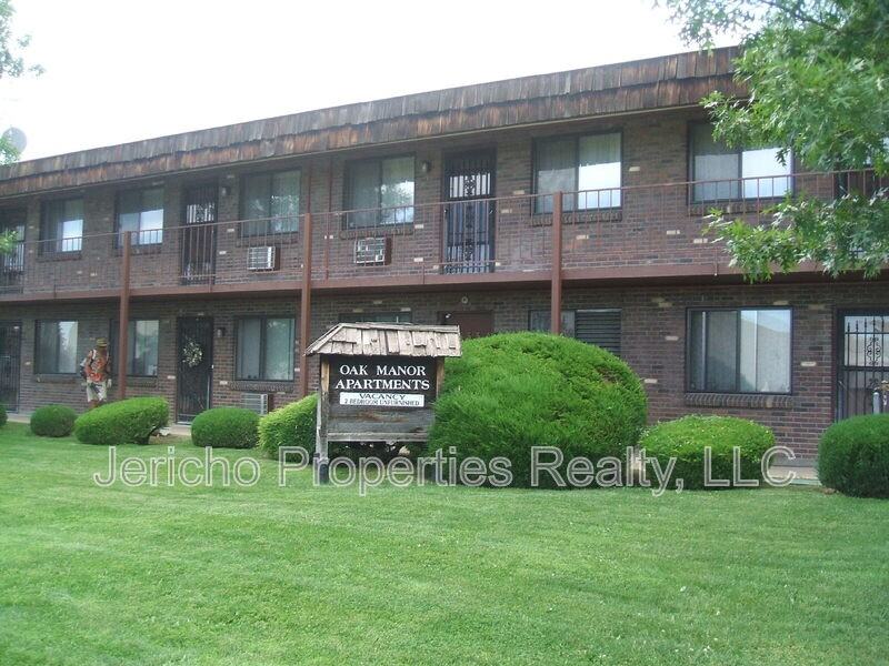 633 Oak St #6 - Photo 5 of 13