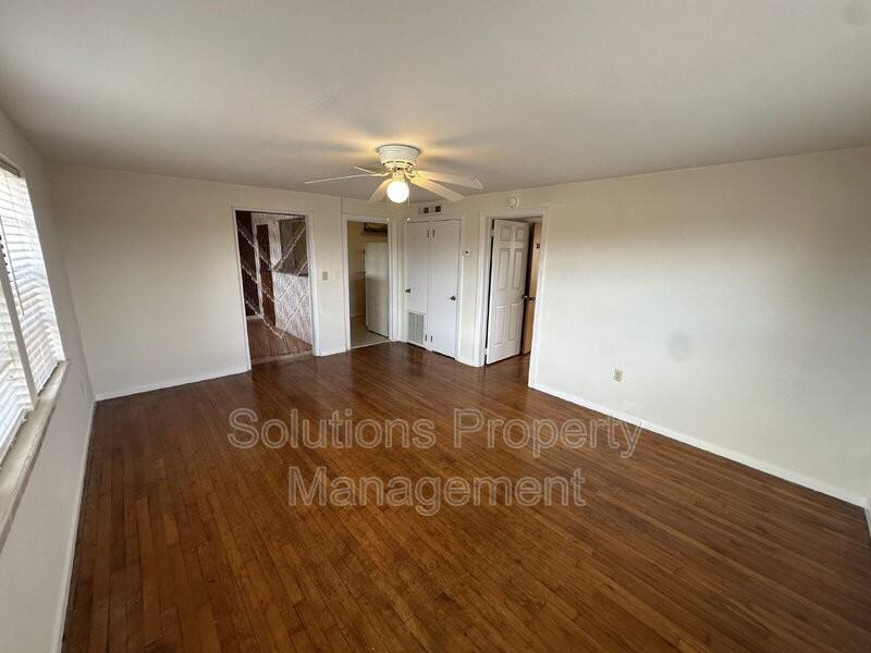 1630 S Atlantic Ave #4 - Photo 7 of 12