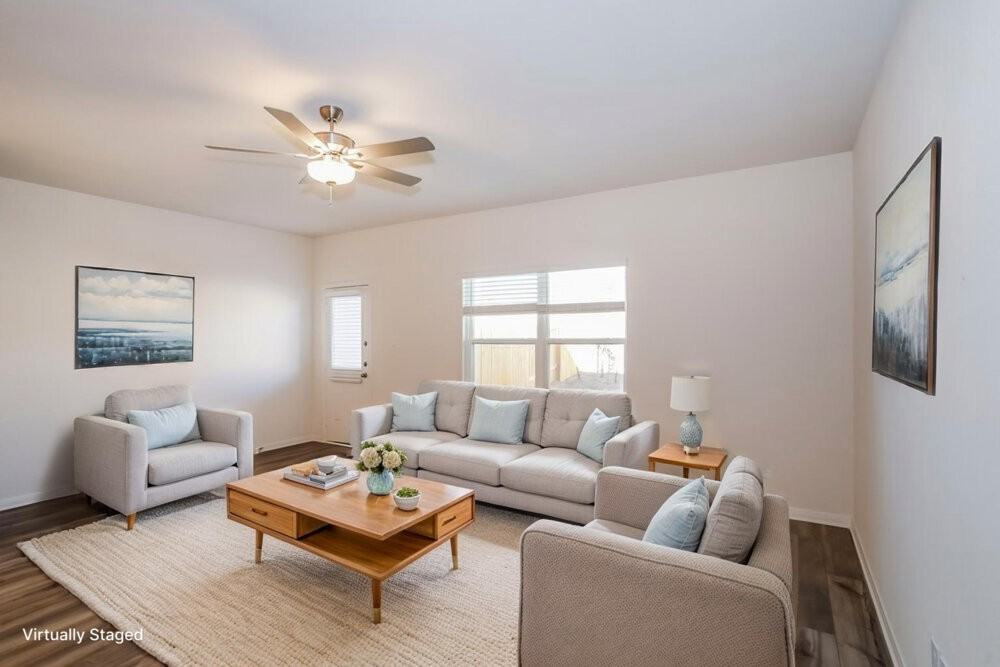 220 Marsh Ln - Photo 4 of 20