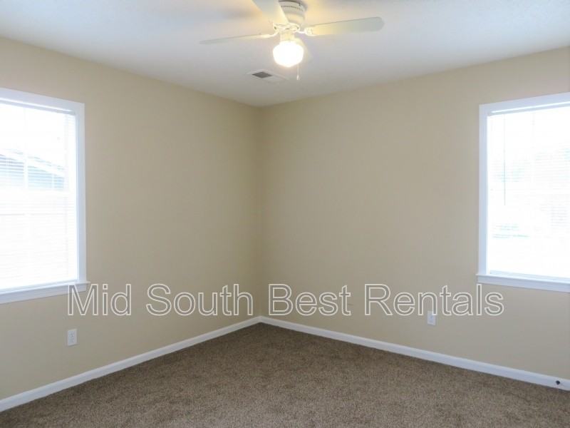 3455 Rebeh Rd - Photo 4 of 8