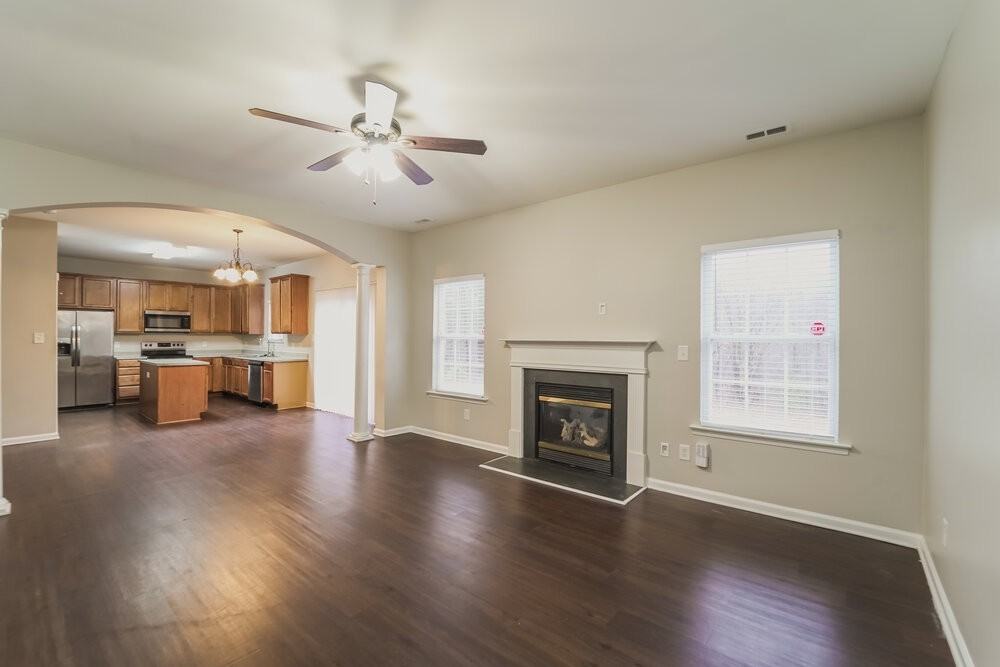 10437 Gold Pan Rd - Photo 7 of 20