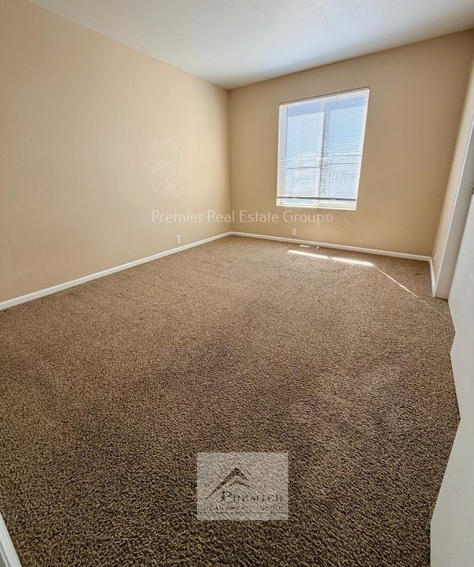 8765 Bamboo Grv - Photo 6 of 17