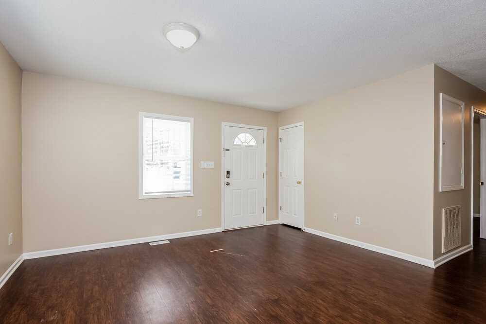 103 Doree Ln - Photo 4 of 19