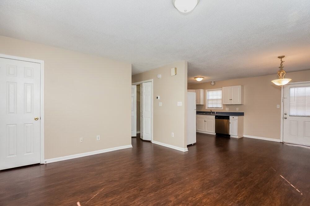 103 Doree Ln - Photo 5 of 19