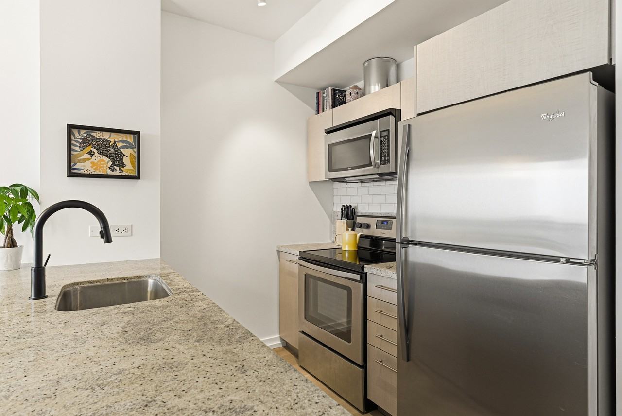 70 Distillery Lane #1804 - Photo 3 of 34