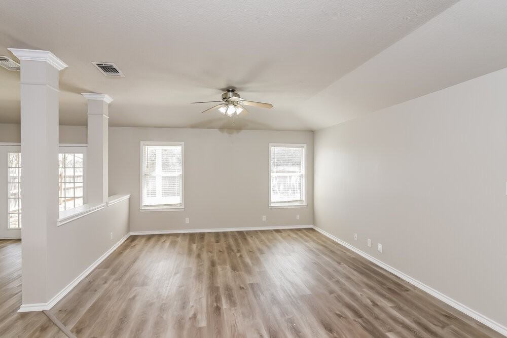 2638 Montebello - Photo 4 of 19