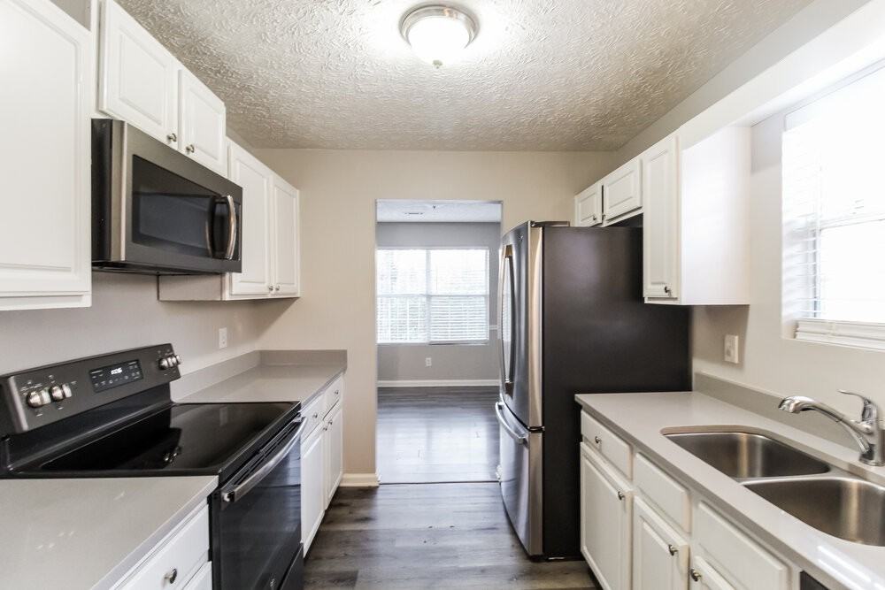 39 Fairview Dr - Photo 5 of 16