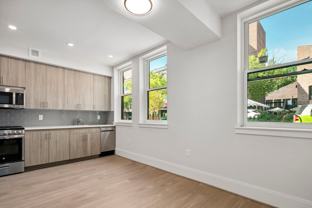 Weavers Row - Photo 1 of 1