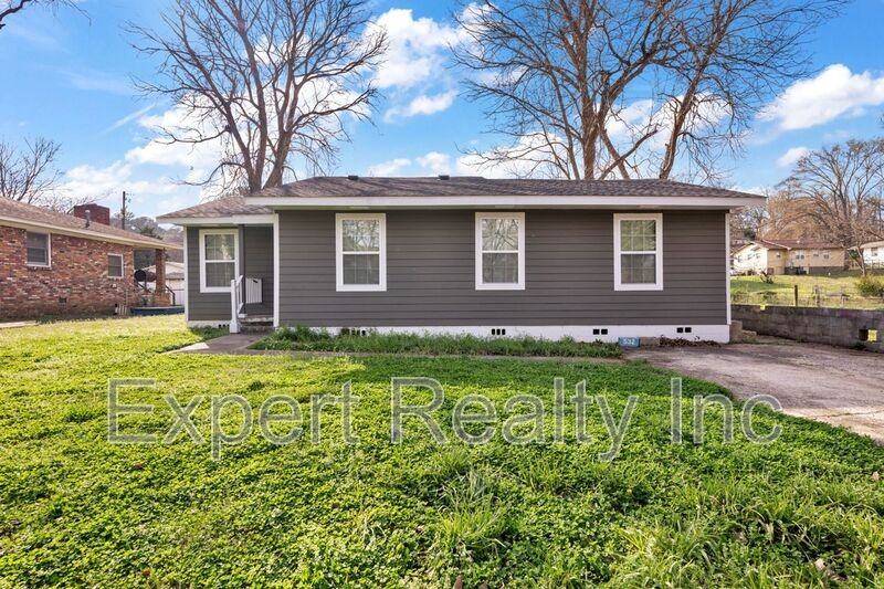 532 Athens Ct - Photo 3 of 23