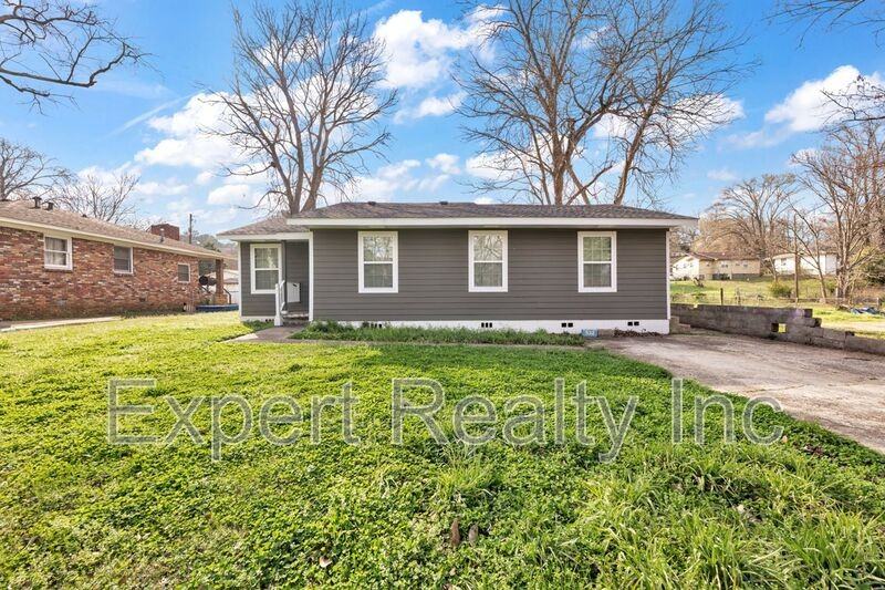 532 Athens Ct - Photo 4 of 23